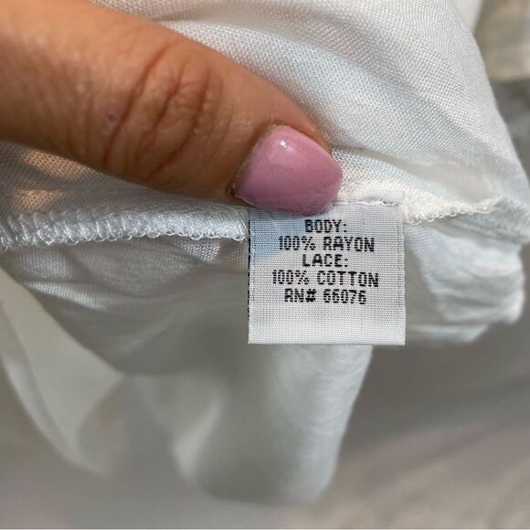 Brand new without Tags Raviya Brand White Bell Sleeve Swim Cover Up Size Small - Picture 9 of 10